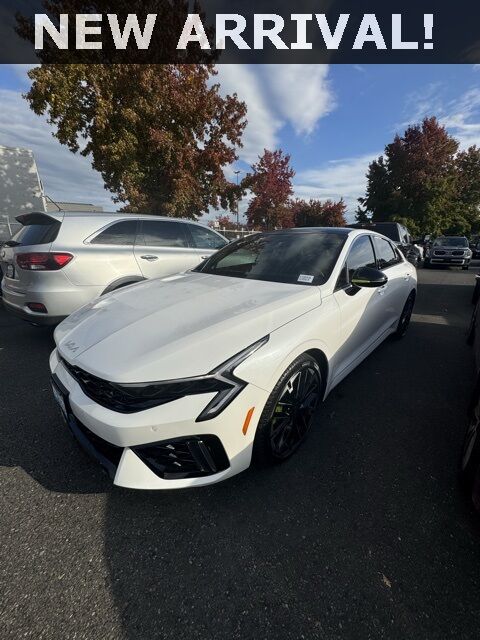 2025 Kia K5 GT