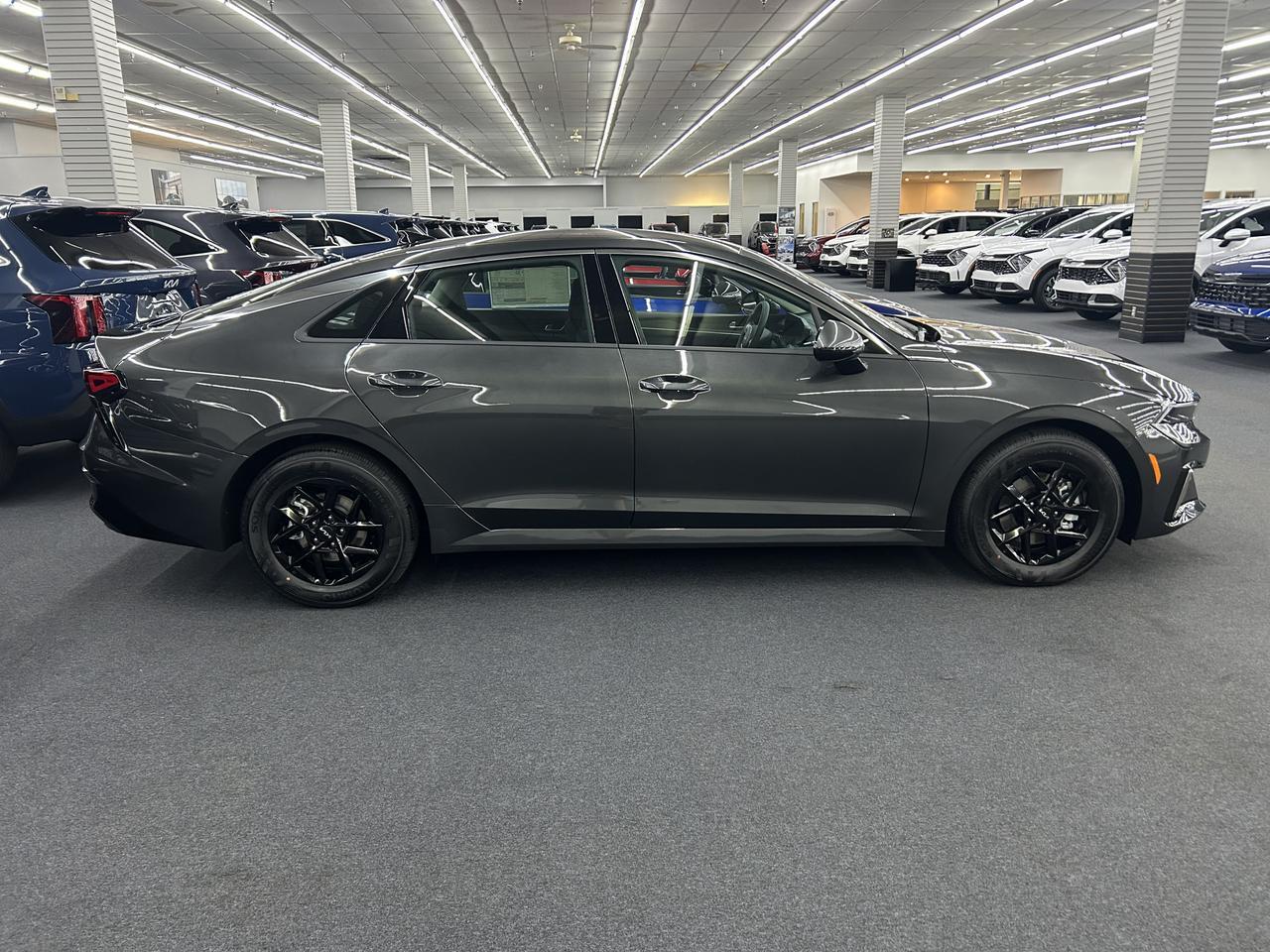 2025 Kia K5 LXS Auto FWD Benwood WV