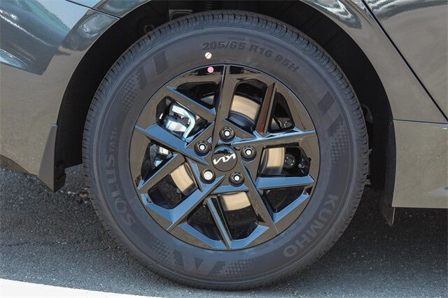 2025 Kia K5 LXS FWD Glendale CA