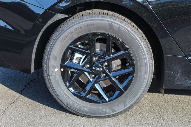 2025 Kia K5 LXS Moreno Valley CA