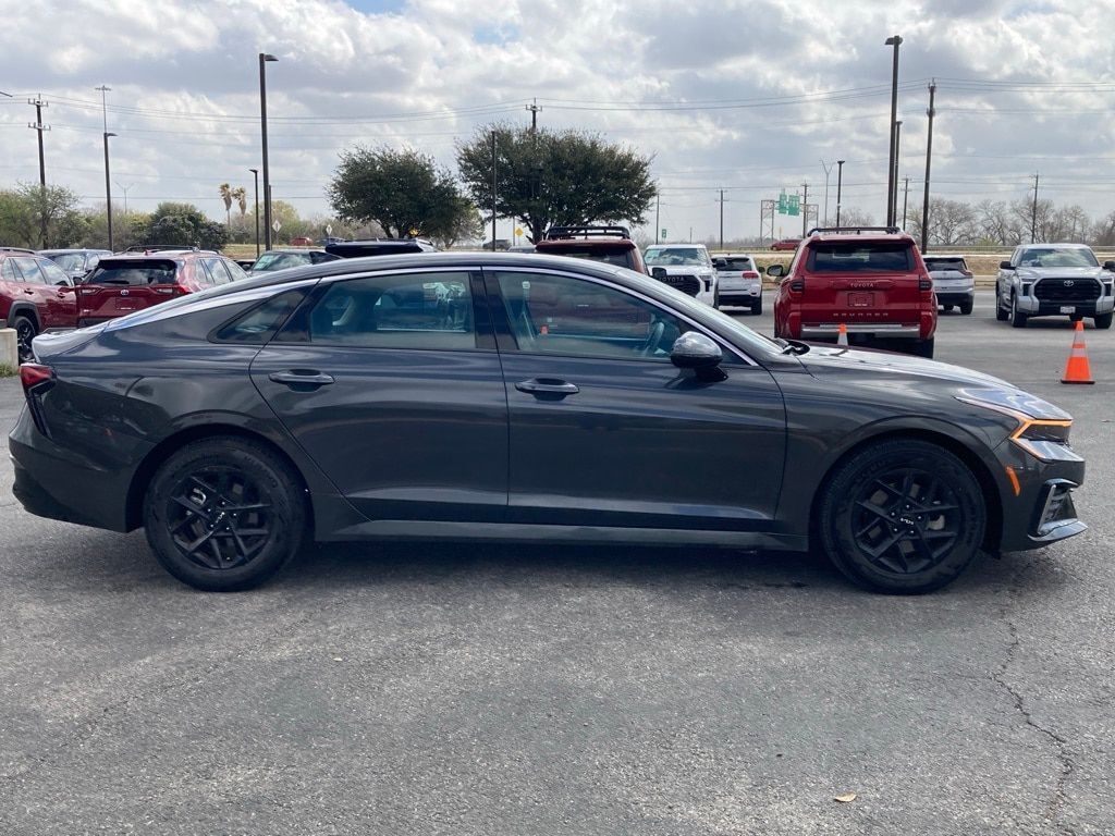 2025 Kia K5 LXS