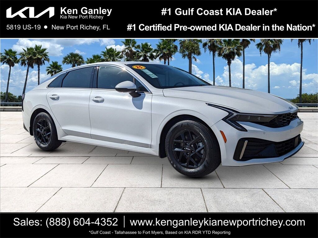 2025 Kia K5 LXS