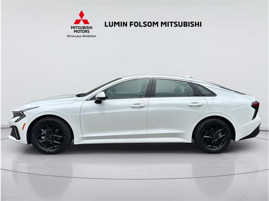 2025 Kia K5 LXS Sedan 4D