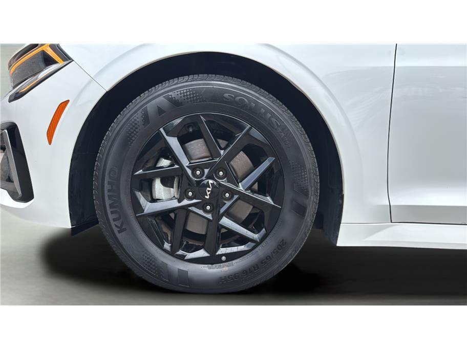 2025 Kia K5 LXS Sedan 4D Folsom CA