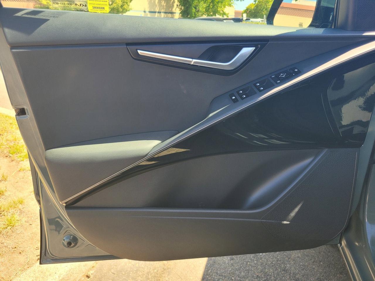 2025 Kia NIRO EX TOURING Roseville CA