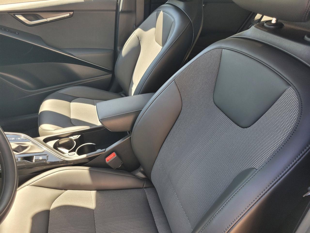 2025 Kia NIRO EX TOURING Roseville CA
