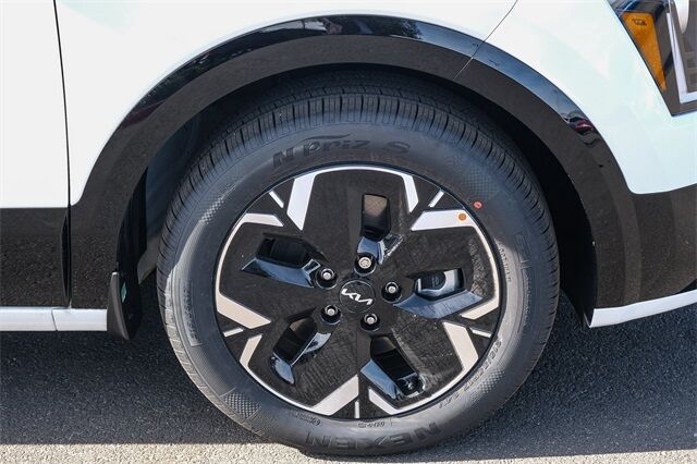 2025 Kia Niro EV Wind Glendale CA