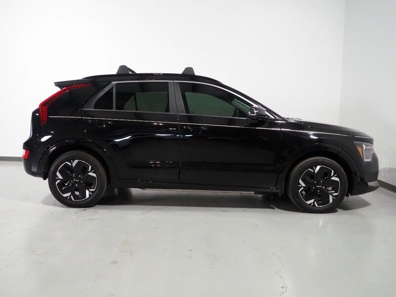 2025 Kia Niro EV Wind *NAVIGATION, SAFETY ALERTS, ADAPTIVE CRUISE, BACKUP-CAMERA, COLOR TOUCHSCREEN, HEATED SEATS/STEERING, POWER LIFTGATE, REMOTE START, WIRELESS CHARGING, ANDROID & APPLE Round Rock TX