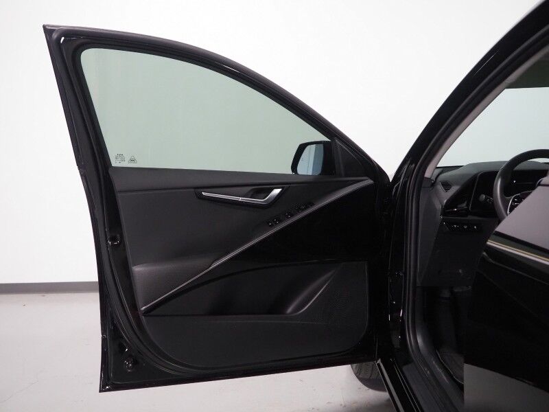 2025 Kia Niro EV Wind *NAVIGATION, SAFETY ALERTS, ADAPTIVE CRUISE, BACKUP-CAMERA, COLOR TOUCHSCREEN, HEATED SEATS/STEERING, POWER LIFTGATE, REMOTE START, WIRELESS CHARGING, ANDROID & APPLE Round Rock TX