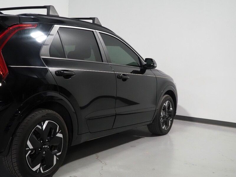2025 Kia Niro EV Wind *NAVIGATION, SAFETY ALERTS, ADAPTIVE CRUISE, BACKUP-CAMERA, COLOR TOUCHSCREEN, HEATED SEATS/STEERING, POWER LIFTGATE, REMOTE START, WIRELESS CHARGING, ANDROID & APPLE Round Rock TX