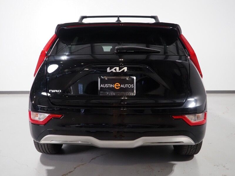 2025 Kia Niro EV Wind *NAVIGATION, SAFETY ALERTS, ADAPTIVE CRUISE, BACKUP-CAMERA, COLOR TOUCHSCREEN, HEATED SEATS/STEERING, POWER LIFTGATE, REMOTE START, WIRELESS CHARGING, ANDROID & APPLE Round Rock TX