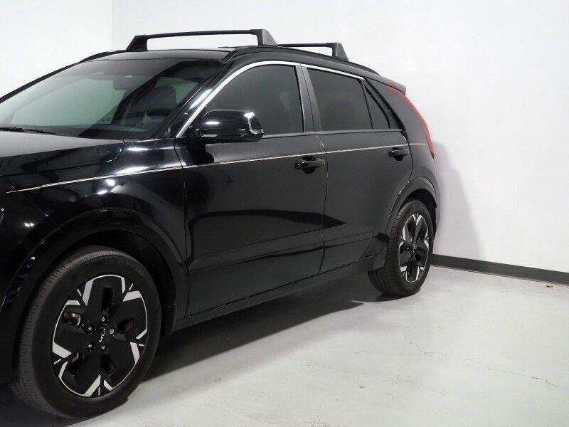 2025 Kia Niro EV Wind *NAVIGATION, SAFETY ALERTS, ADAPTIVE CRUISE, BACKUP-CAMERA, COLOR TOUCHSCREEN, HEATED SEATS/STEERING, POWER LIFTGATE, REMOTE START, WIRELESS CHARGING, ANDROID & APPLE Round Rock TX