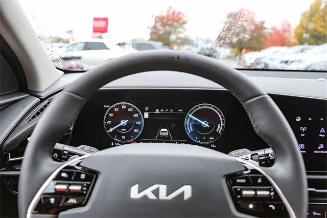 2025 Kia Niro EV Wind Glendale CA