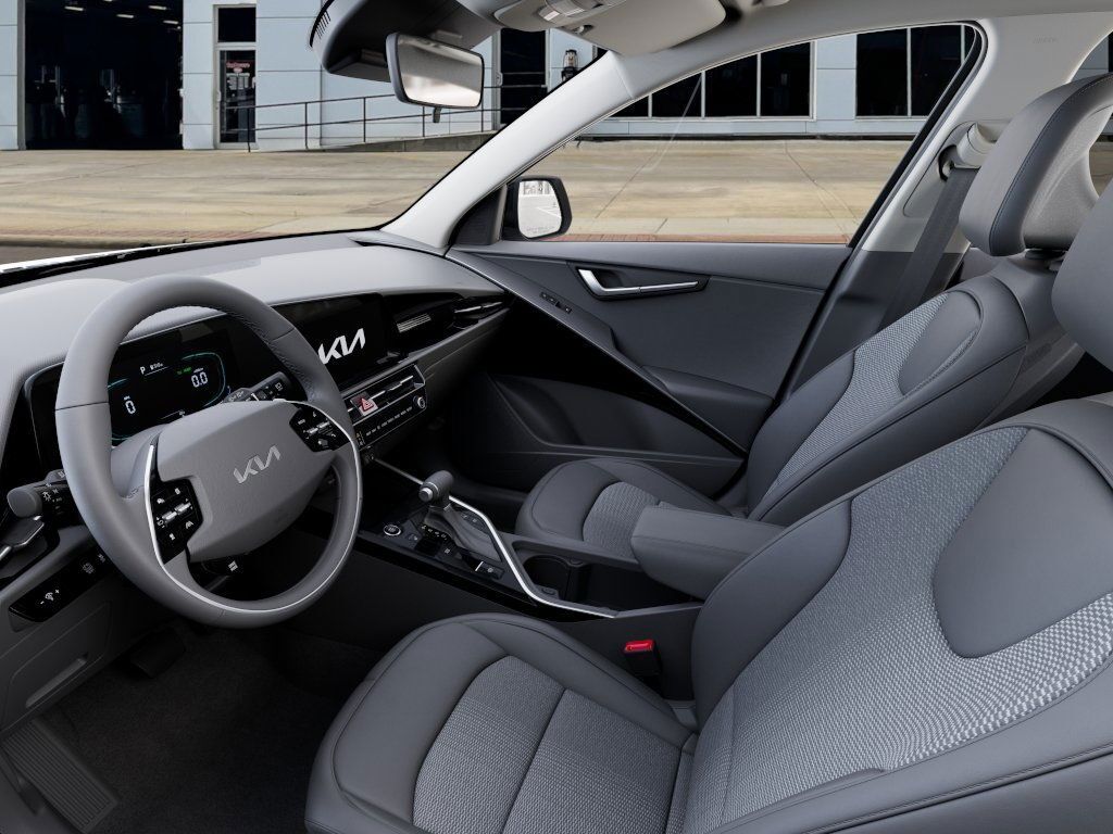 2025 Kia Niro EX Akron OH