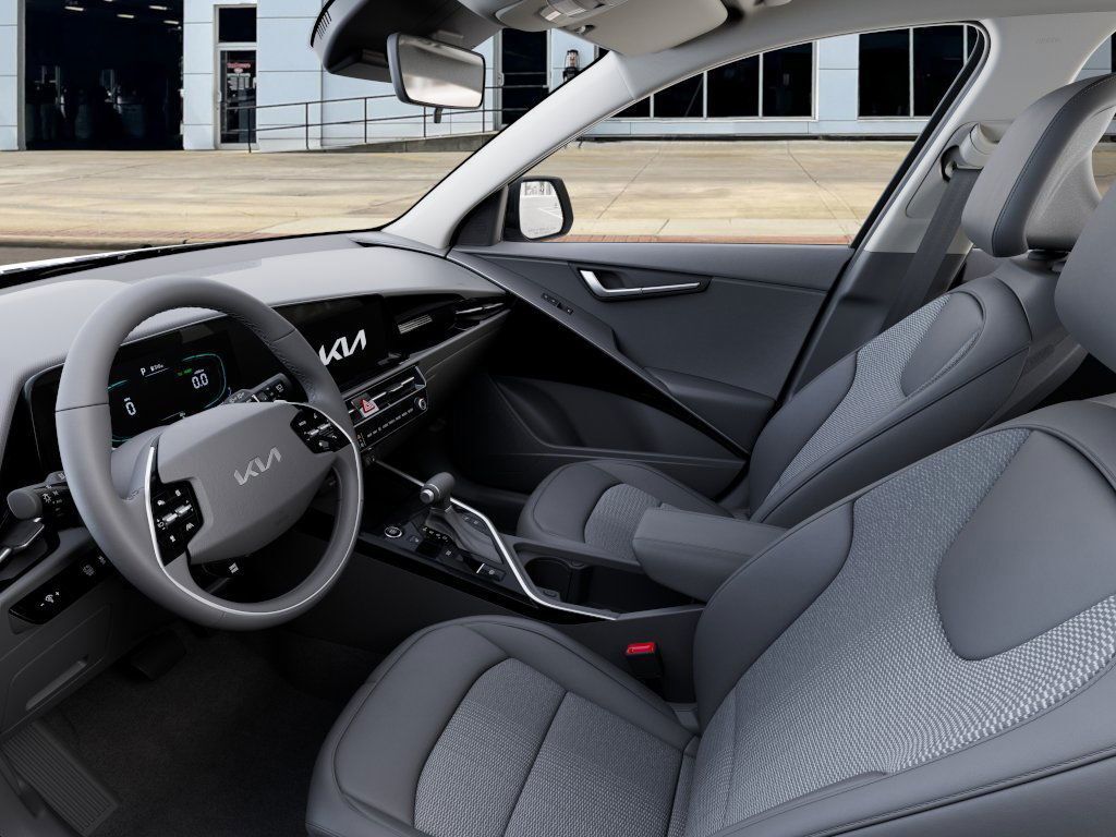 2025 Kia Niro EX Akron OH