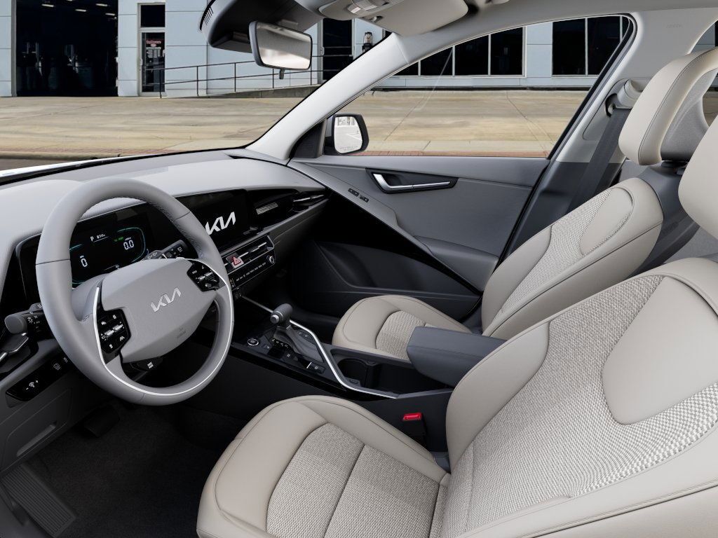 2025 Kia Niro EX Akron OH
