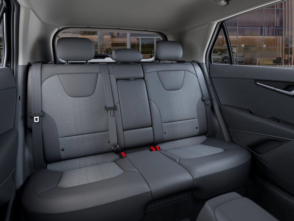 2025 Kia Niro EX photo 15