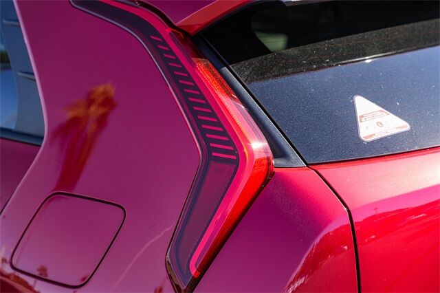 2025 Kia Niro EX Huntington Beach CA