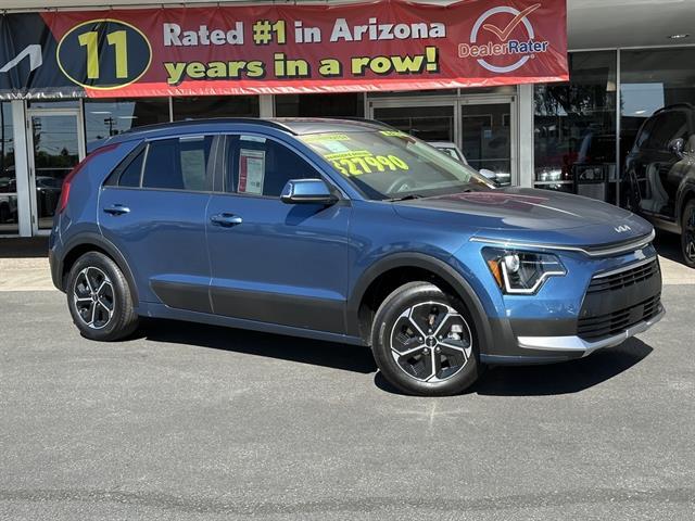 2025 Kia Niro EX photo 2