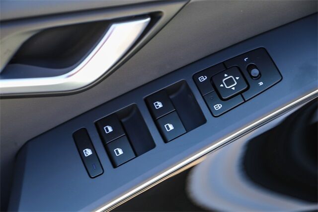 2025 Kia Niro EX Renton WA