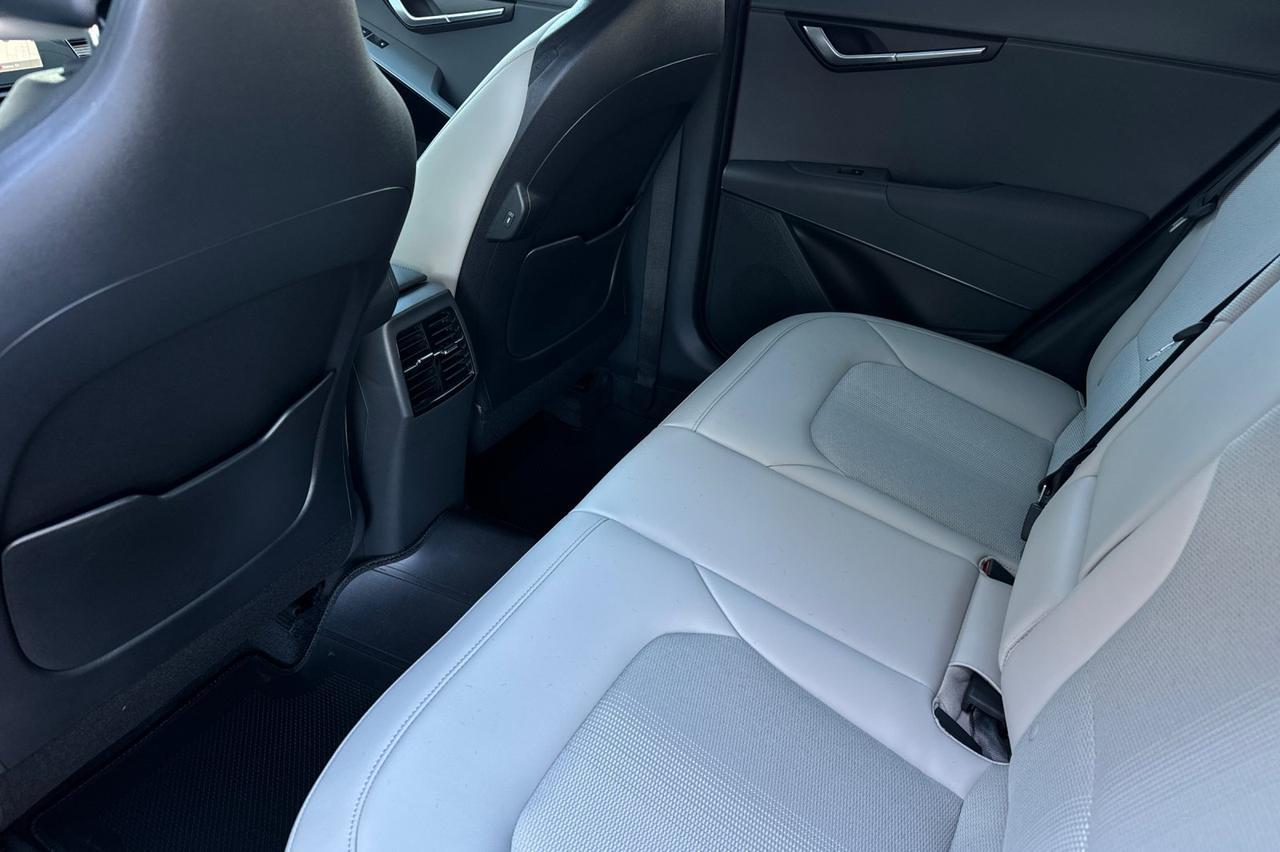 2025 Kia Niro EX Salinas CA