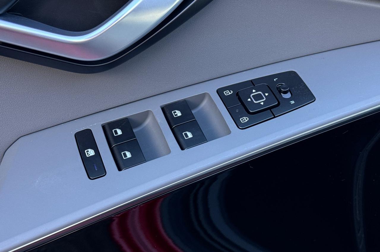 2025 Kia Niro EX Salinas CA