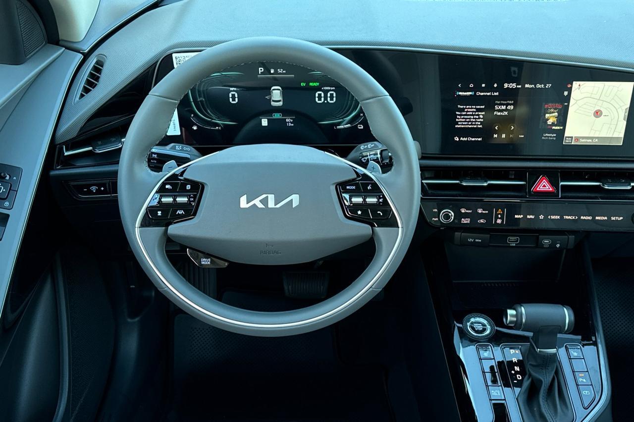 2025 Kia Niro EX Salinas CA