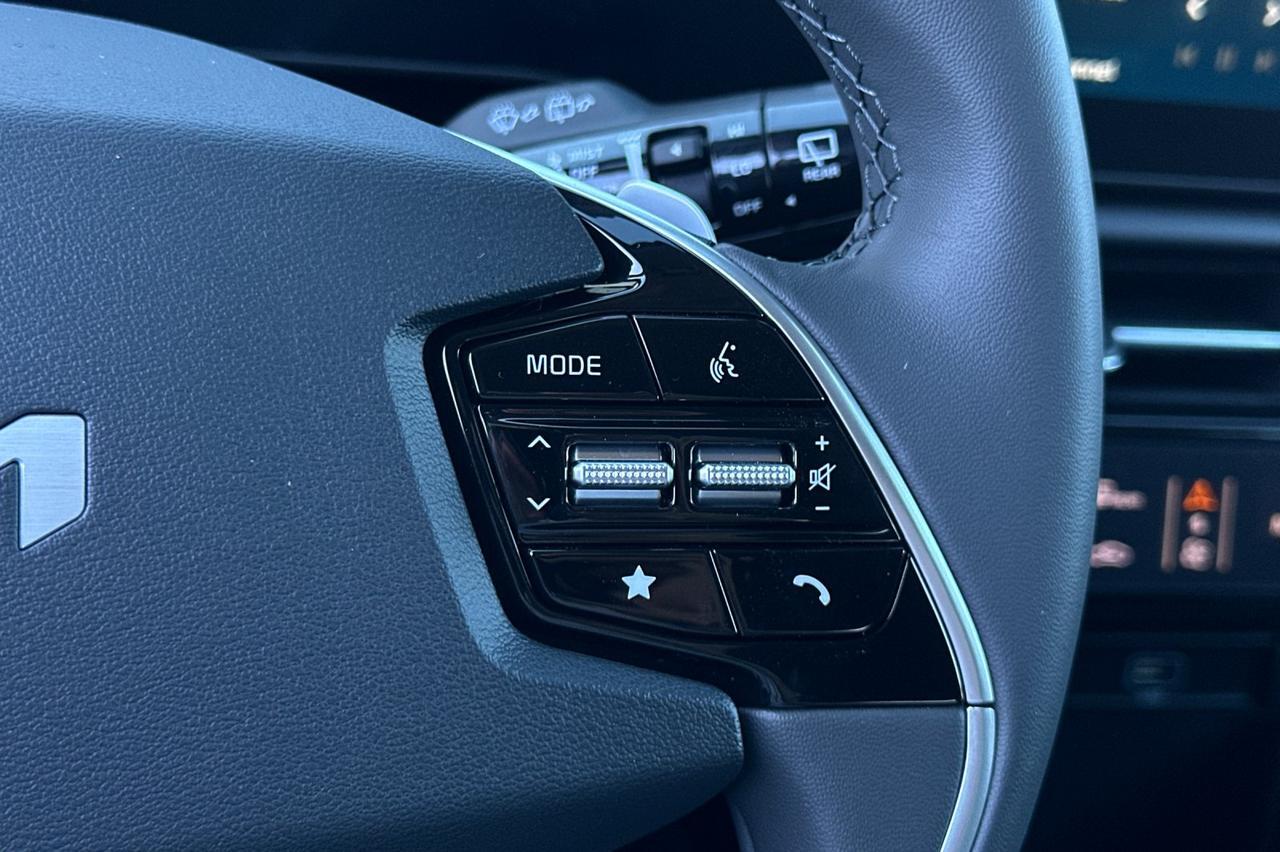 2025 Kia Niro EX Salinas CA
