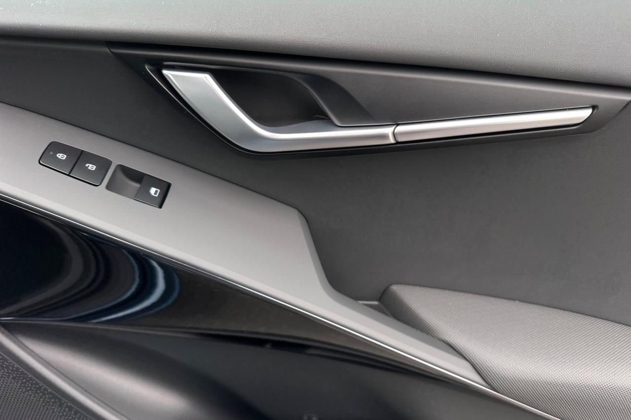 2025 Kia Niro EX Salinas CA