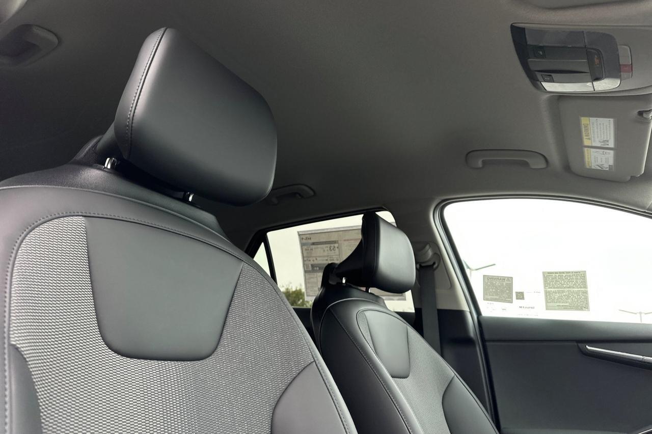 2025 Kia Niro EX Salinas CA
