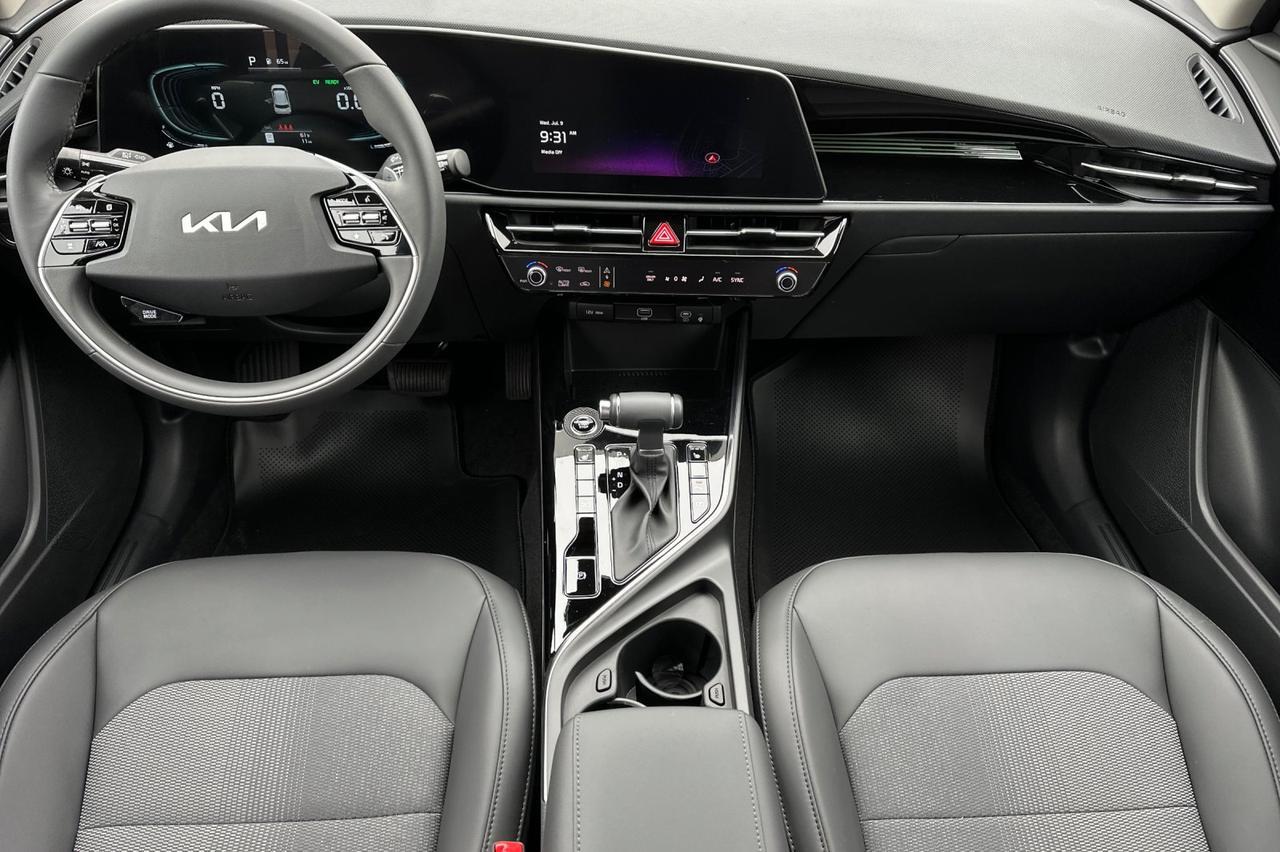 2025 Kia Niro EX Salinas CA