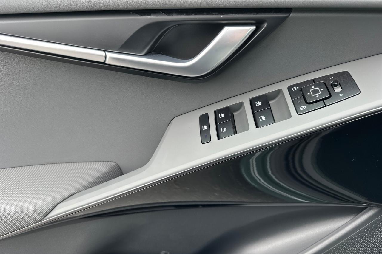 2025 Kia Niro EX Salinas CA