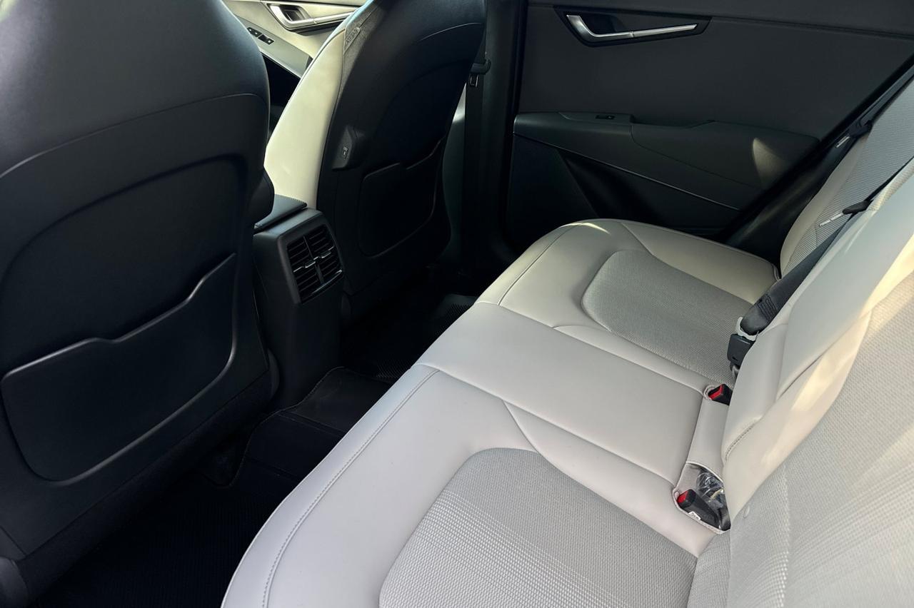 2025 Kia Niro EX Salinas CA