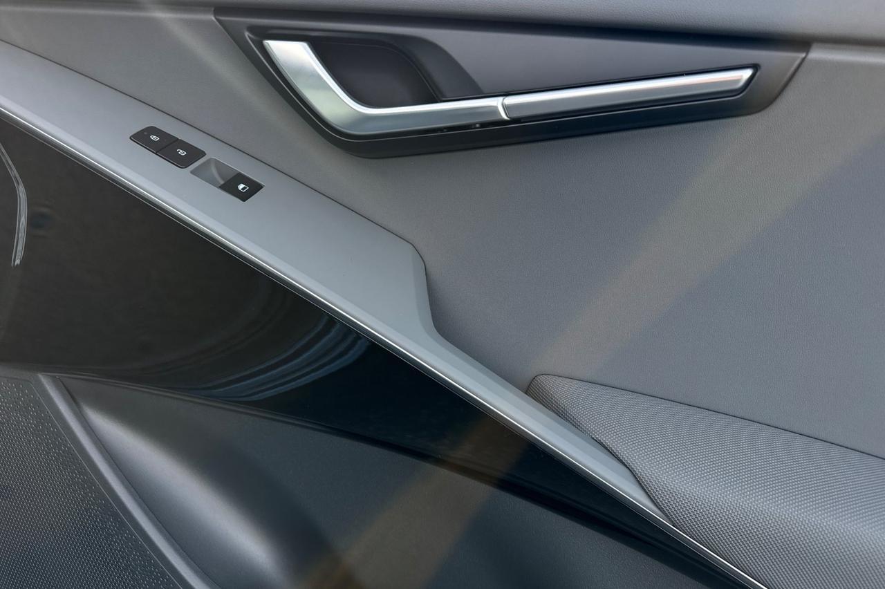 2025 Kia Niro EX Salinas CA