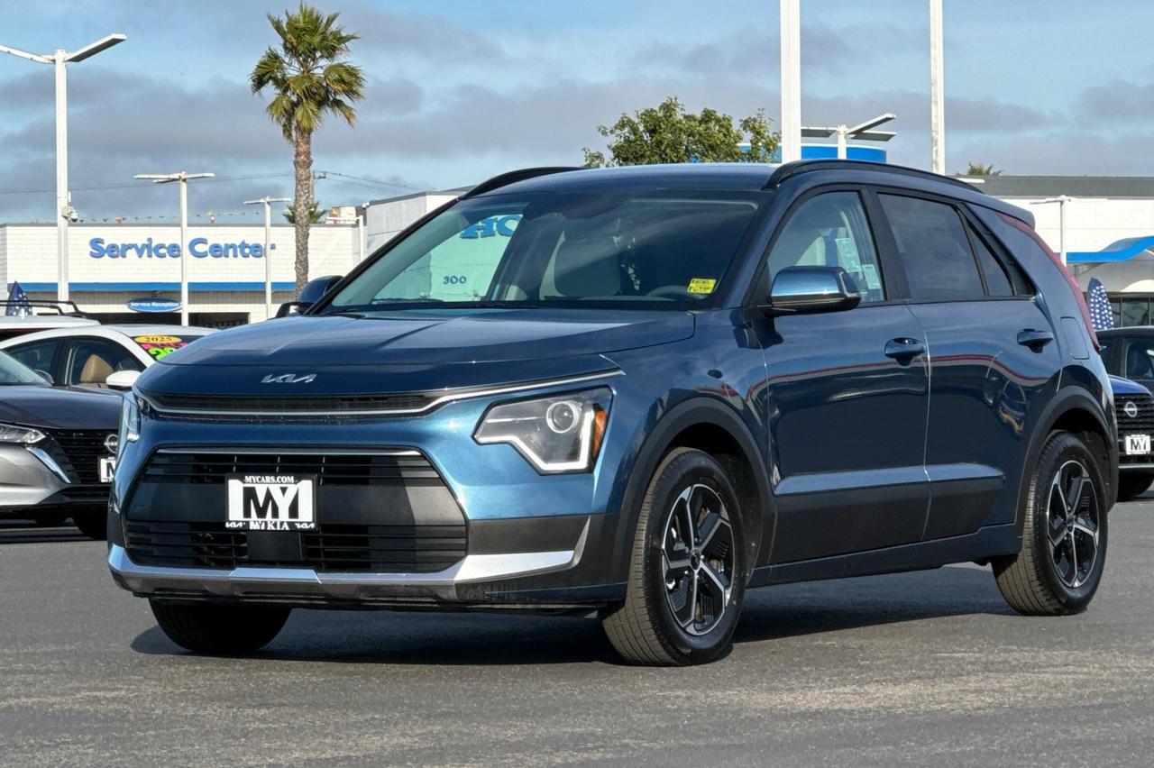 2025 Kia Niro EX photo 4