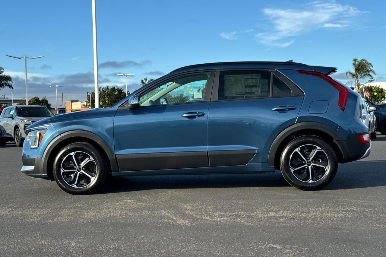 2025 Kia Niro EX photo 3