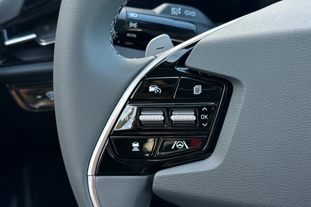 2025 Kia Niro EX Salinas CA