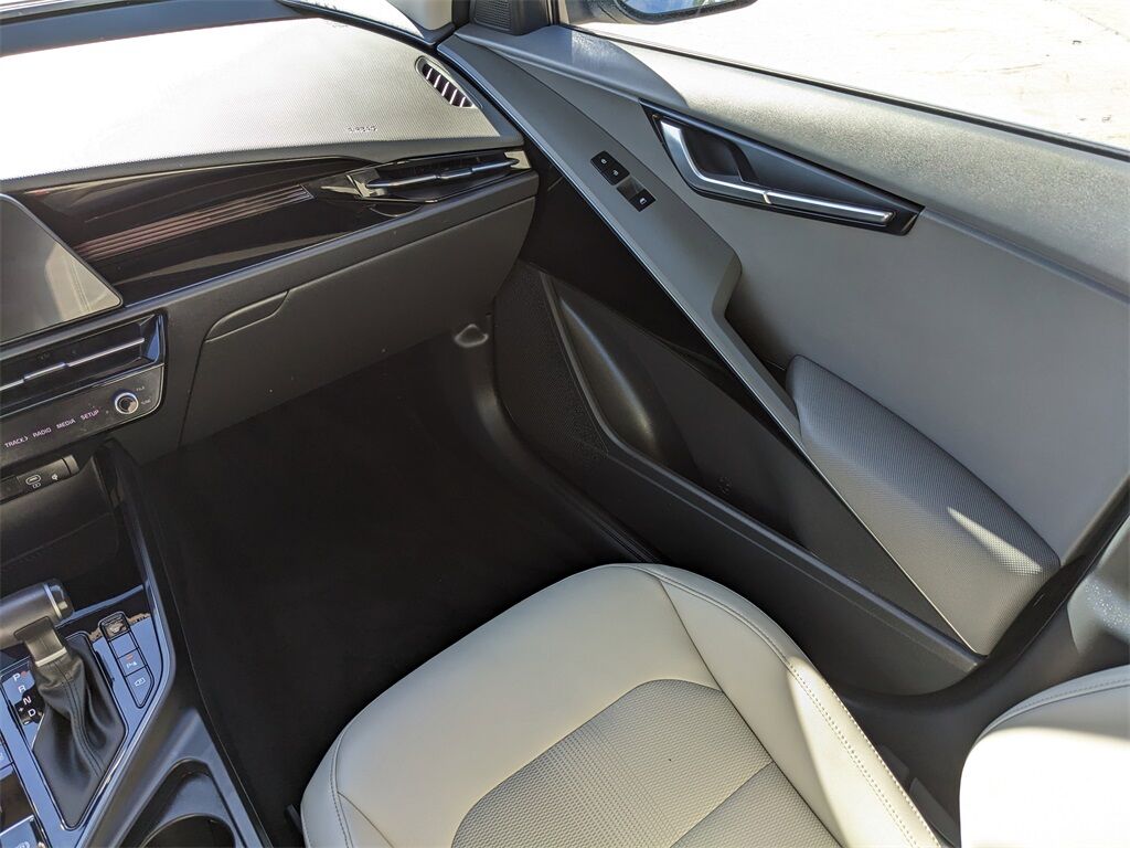 2025 Kia Niro EX San Clemente CA