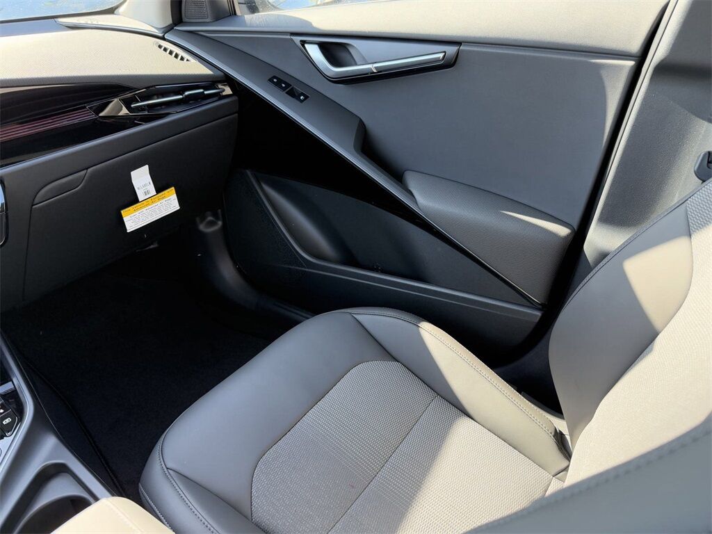 2025 Kia Niro EX San Clemente CA