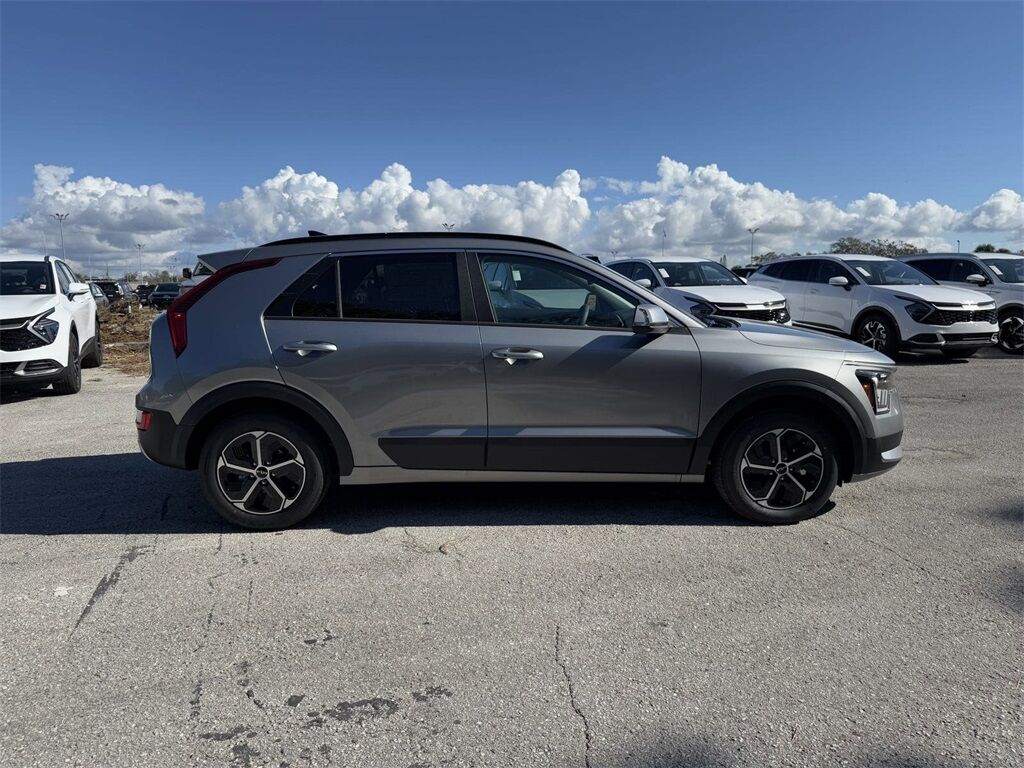 2025 Kia Niro EX San Clemente CA