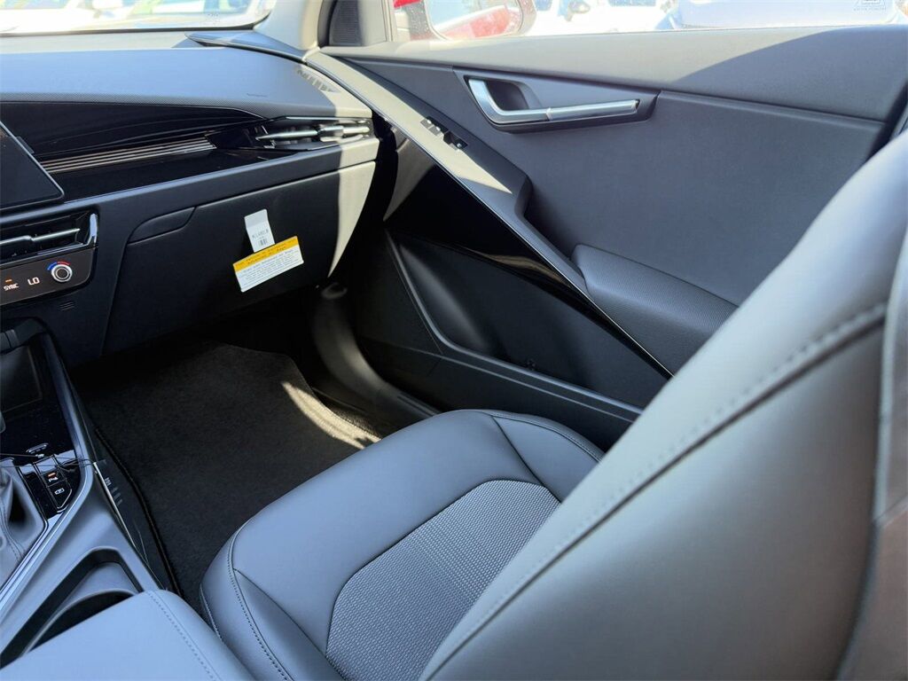 2025 Kia Niro EX San Clemente CA