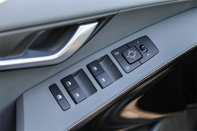 2025 Kia Niro EX Tacoma WA