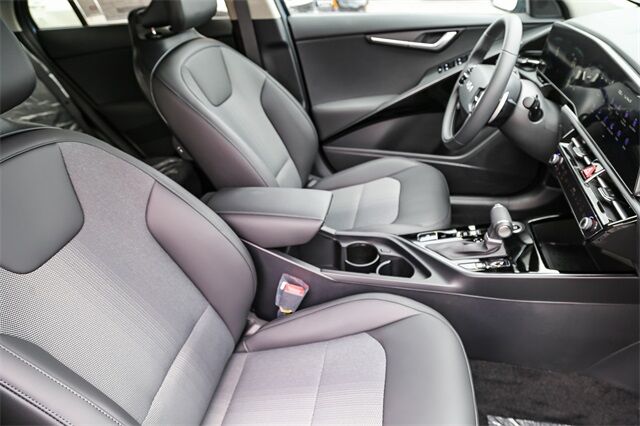 2025 Kia Niro EX Tacoma WA