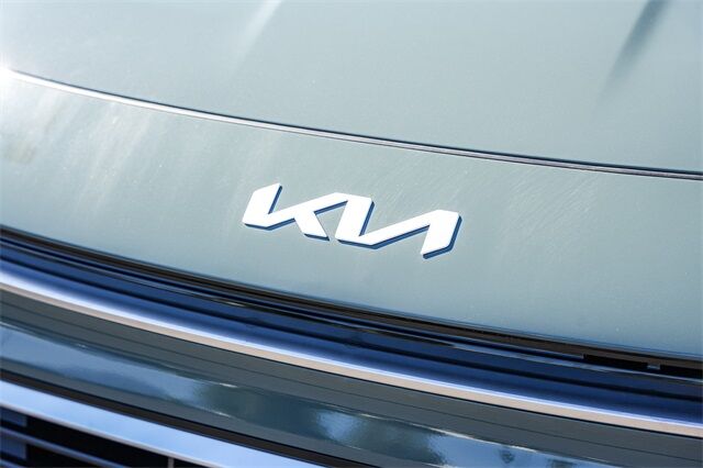 2025 Kia Niro EX Touring Glendale CA