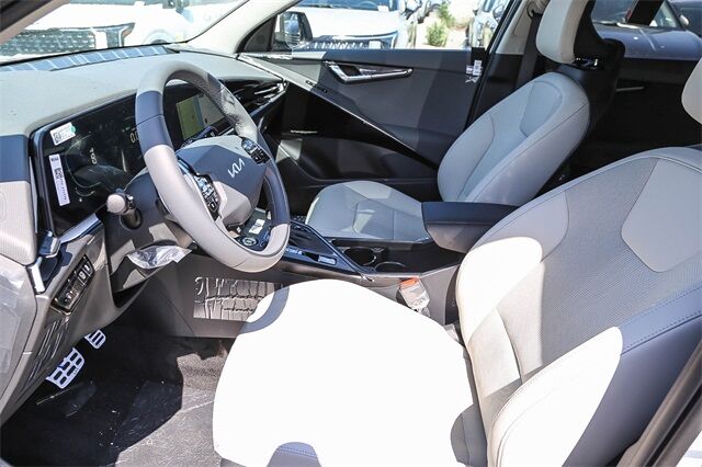 2025 Kia Niro EX Touring Glendale CA