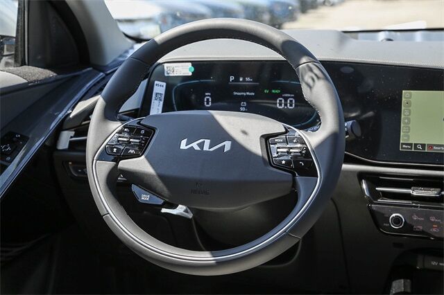2025 Kia Niro EX Touring Glendale CA