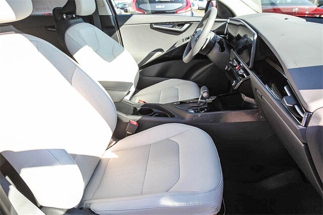 2025 Kia Niro EX Touring Glendale CA