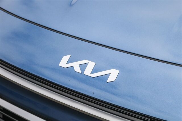 2025 Kia Niro EX Touring Glendale CA