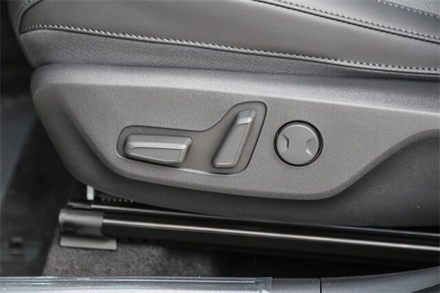 2025 Kia Niro EX Touring Glendale CA