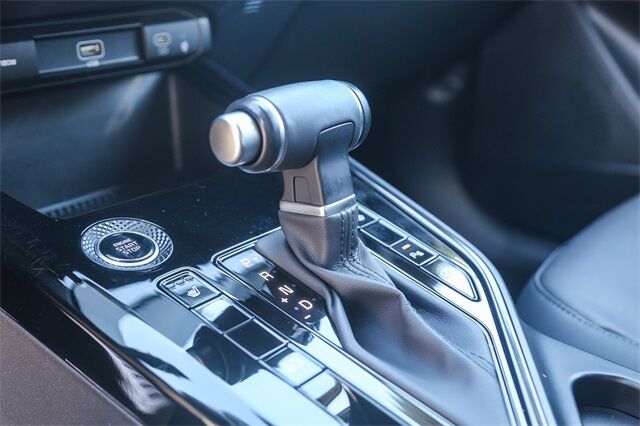 2025 Kia Niro EX Touring Glendale CA